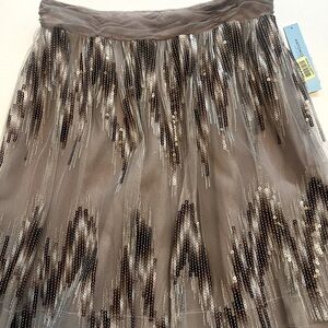 Size 4 Dillard’s Antonio Melani dressy skirt